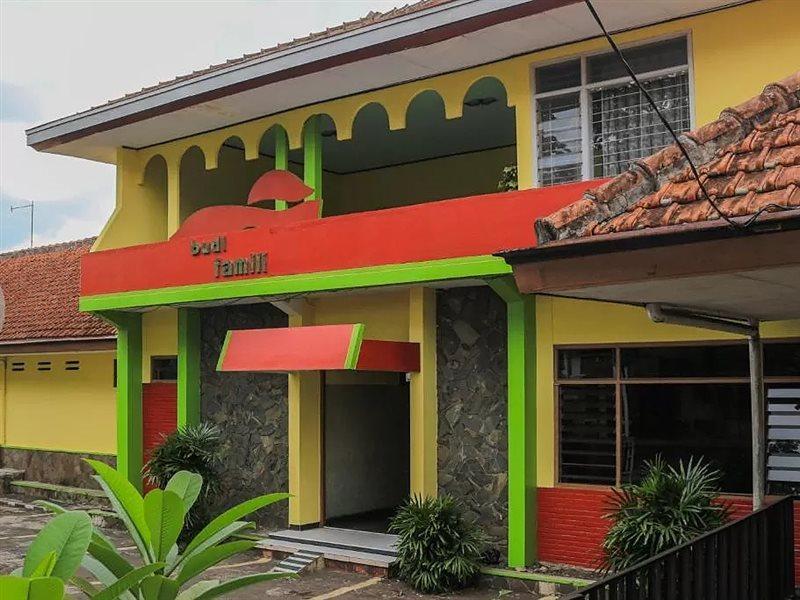 Oyo Life 1708 Hotel Budi Famili 1 Syariah Ciamis Luaran gambar