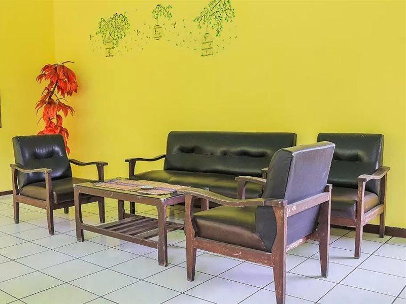 Oyo Life 1708 Hotel Budi Famili 1 Syariah Ciamis Luaran gambar