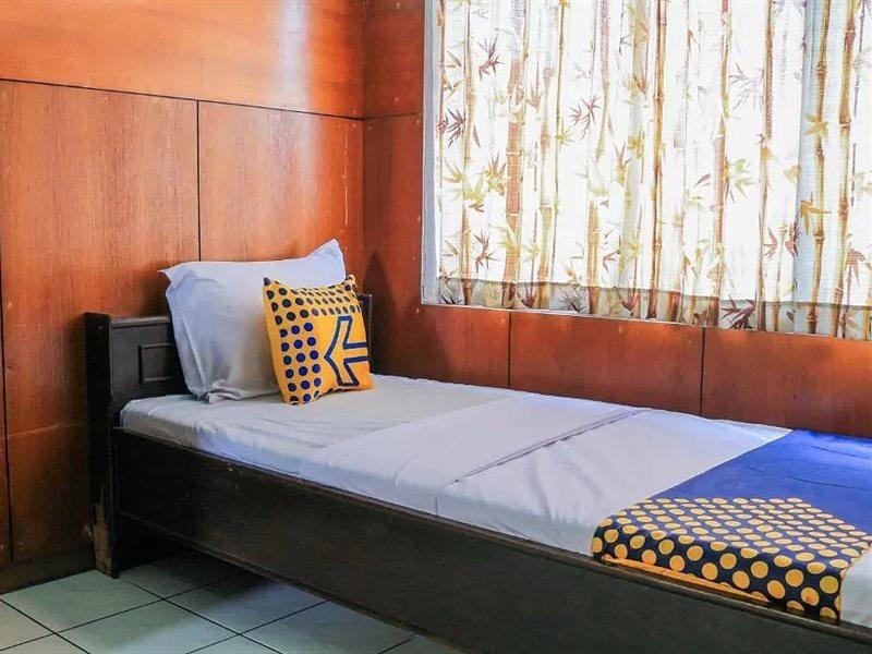 Oyo Life 1708 Hotel Budi Famili 1 Syariah Ciamis Luaran gambar